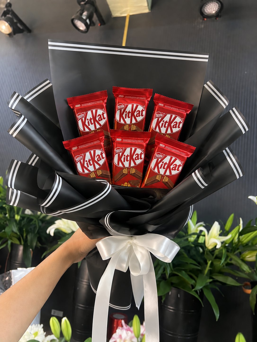 Noir KitKat Indulgence image 1